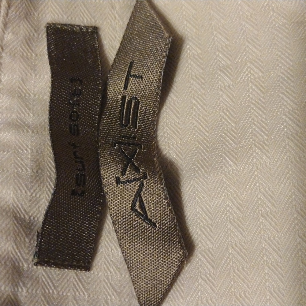 Axist Men's Beige Button-Down Shirt - Picture 2 of 6